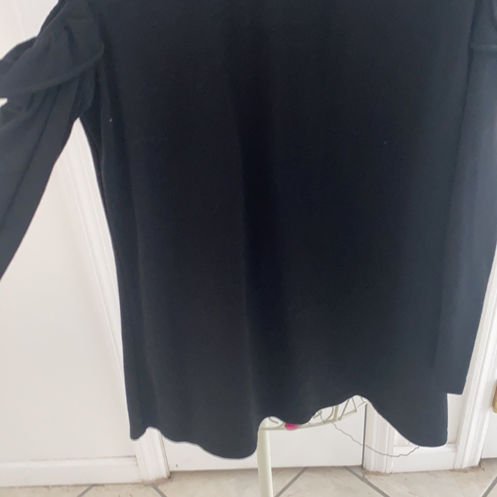 Express Open Shoulder Ruffle Sheer Top - Size XS - Picture 9 of 9